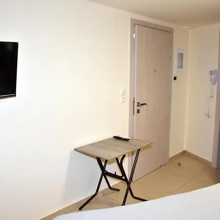 Oceanides Apartment *